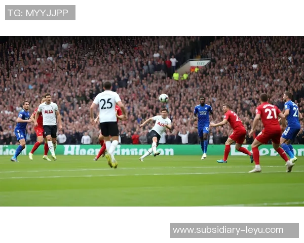 广西我爱足球2017:激情四溢的绿茵场上演绎青春梦想与团队精神 广西我爱足球2017:激情四溢的绿茵场上演绎青春梦想与团队精神